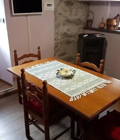 La Ca Rustica - *