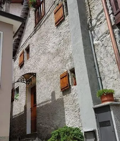 Ferienhaus La Ca Rustica - *